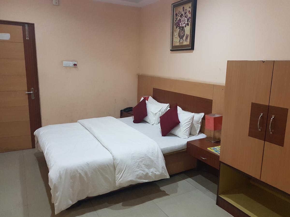 סיליגורי Hotel Simla מראה חיצוני תמונה