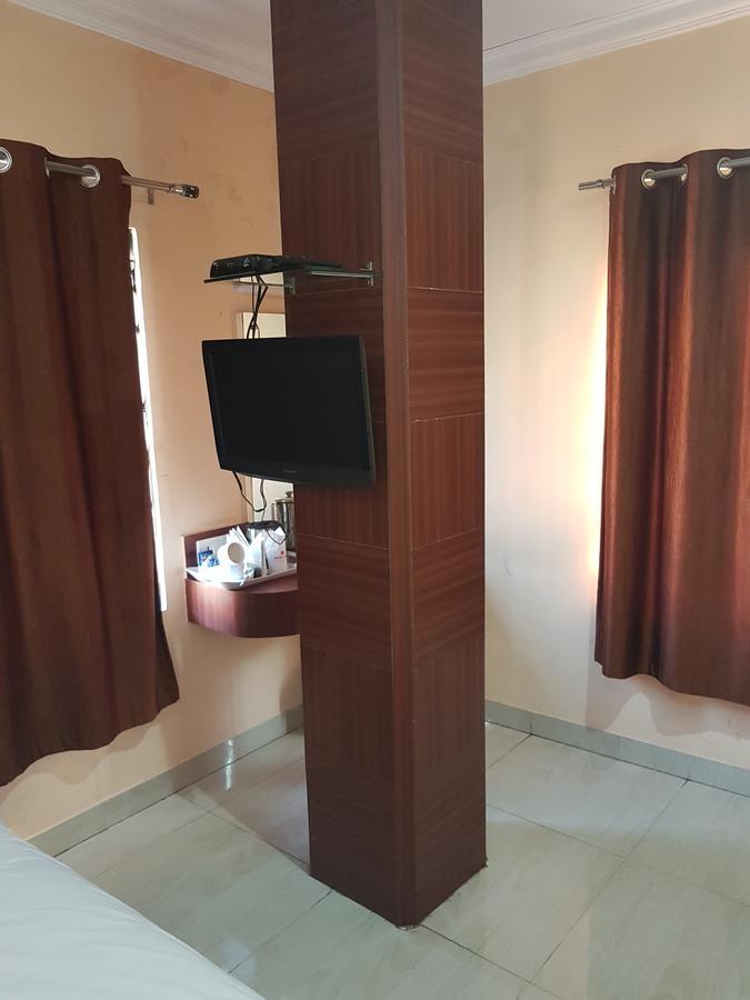 סיליגורי Hotel Simla מראה חיצוני תמונה
